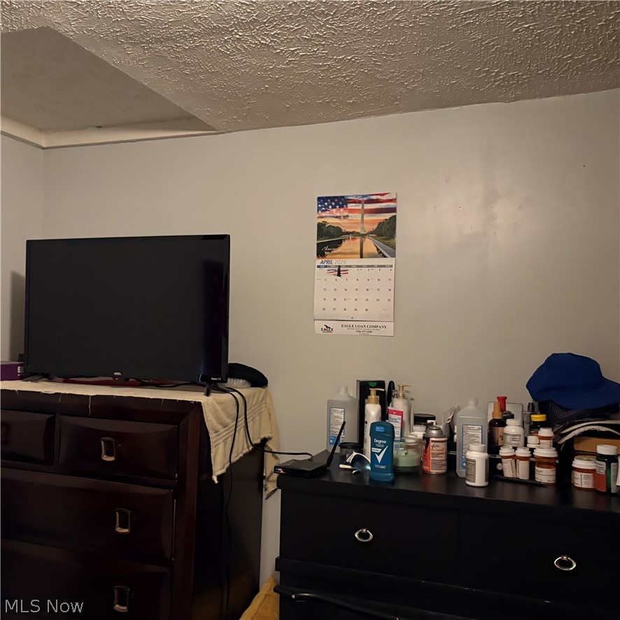 C C - Residential
