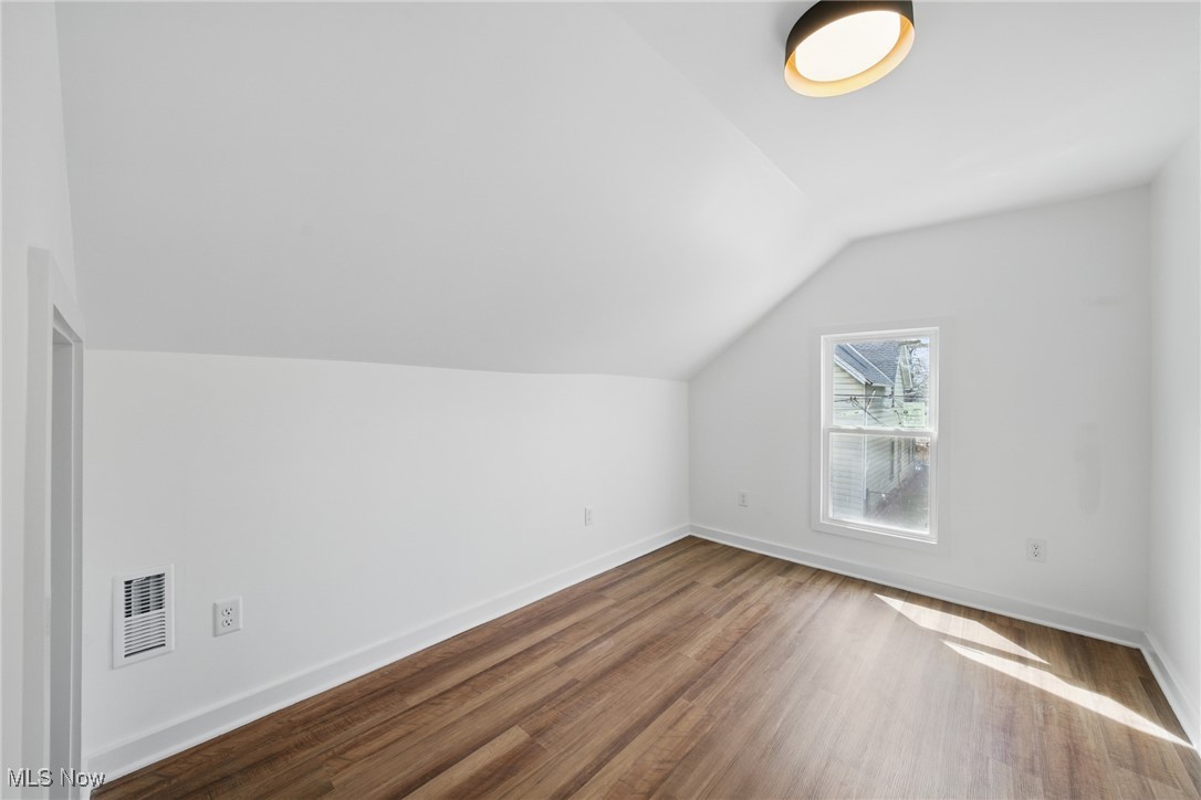 J M Curtis - Residential