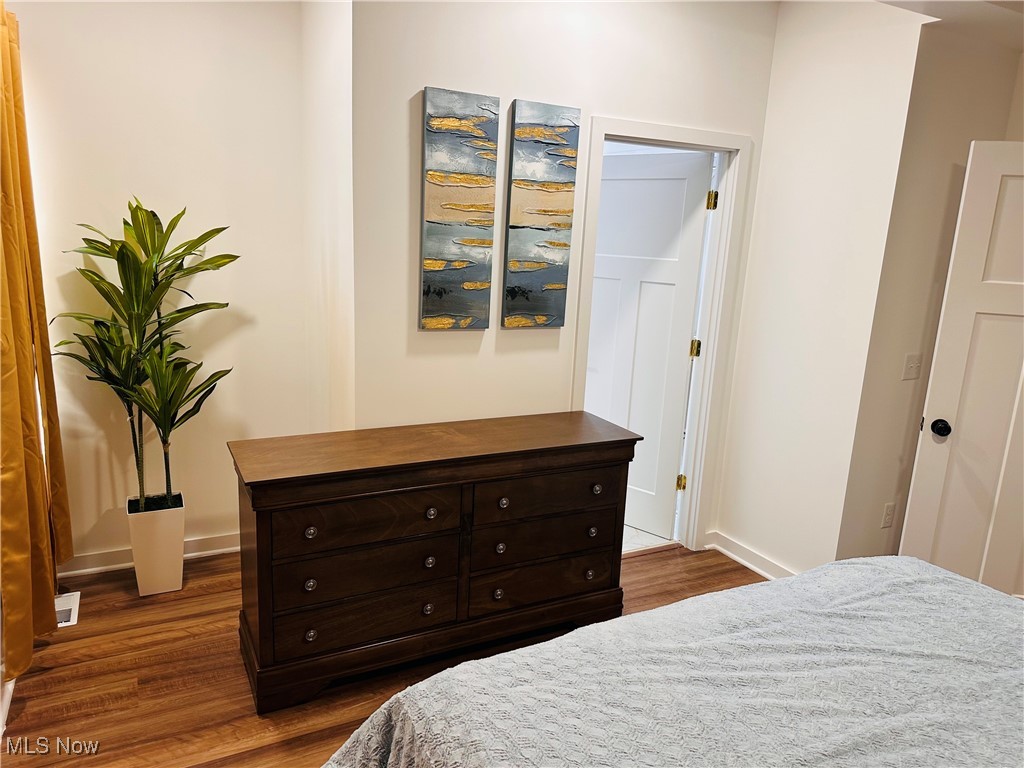 J M Curtis - Residential