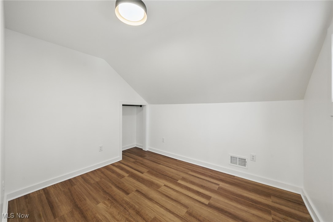 J M Curtis - Residential