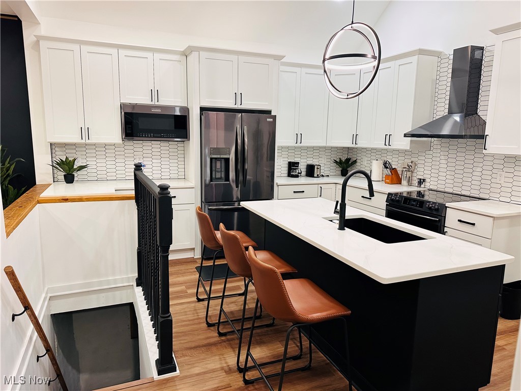 J M Curtis - Residential