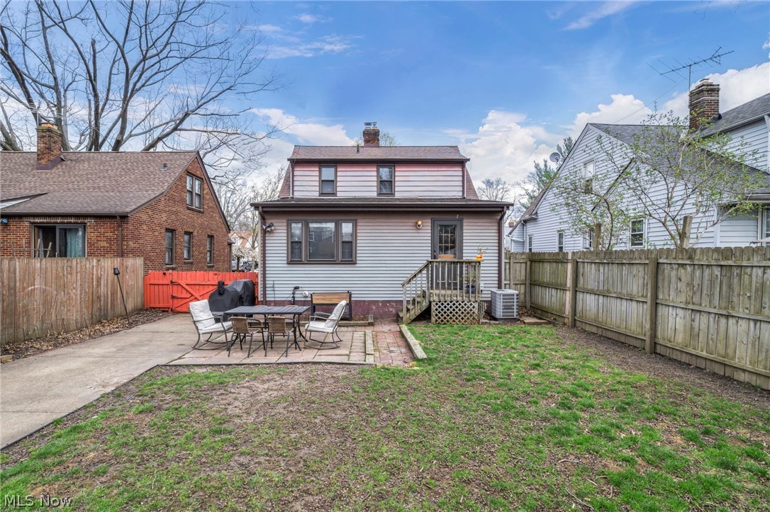 16209 Elsienna Avenue