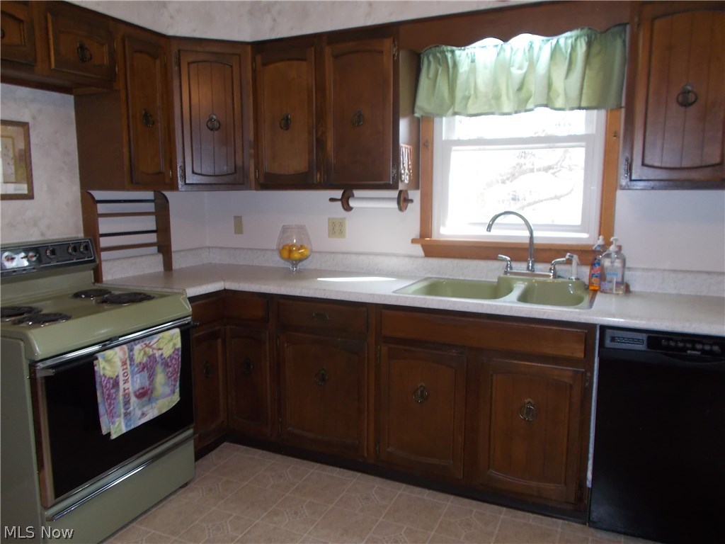 Kondas/1st Add - Residential