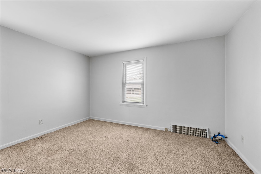 Clermont Realty Cos St Cla - Residential Income