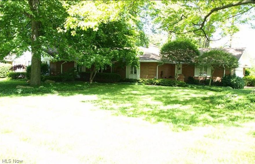 This spacious ranch is in a beautiful NE Warren area. Three or four bedrooms (one now being used as an office), large paneled family room w/fireplace & adjoining screened patio w/Bar-B-Q, ideal for entertaining. Formal dining room w/step down to spacious living room. First floor laundry. Full basement needs some work but there are two large rooms and full bath.