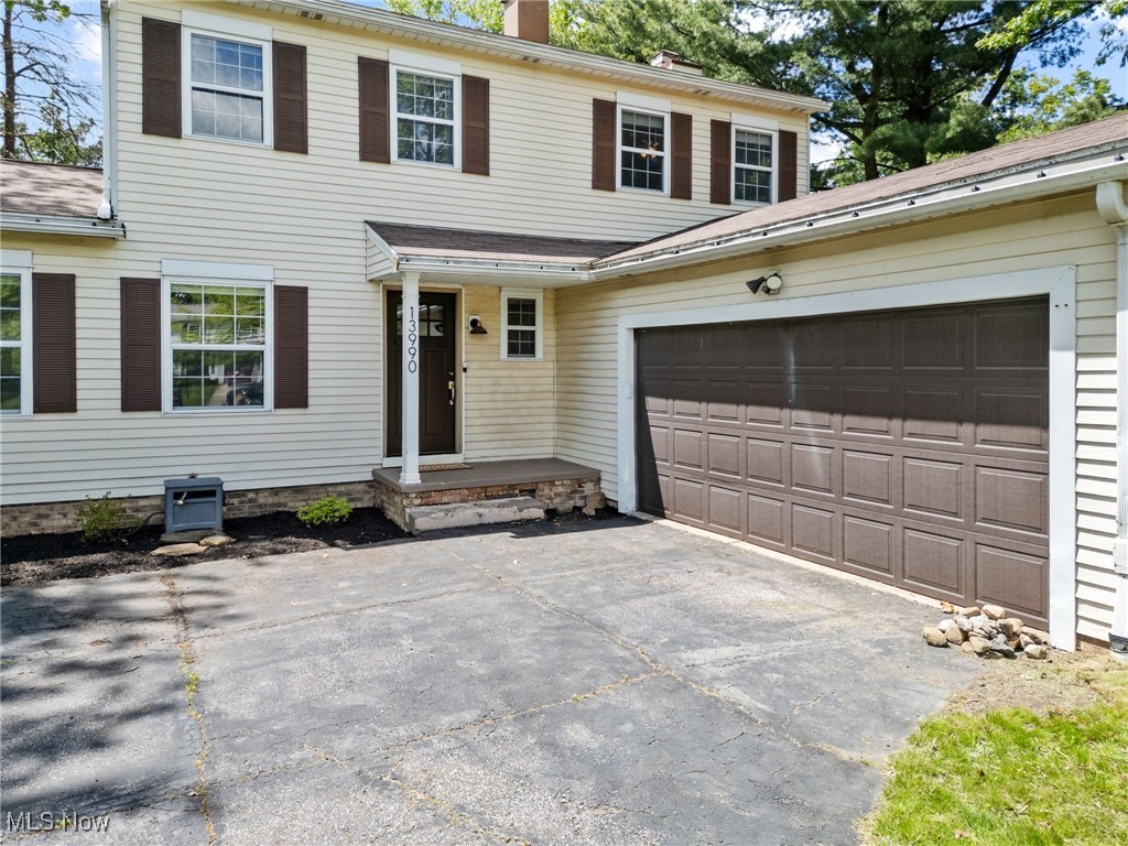 13990 Stoney Creek Drive, North Royalton, Ohio image 3