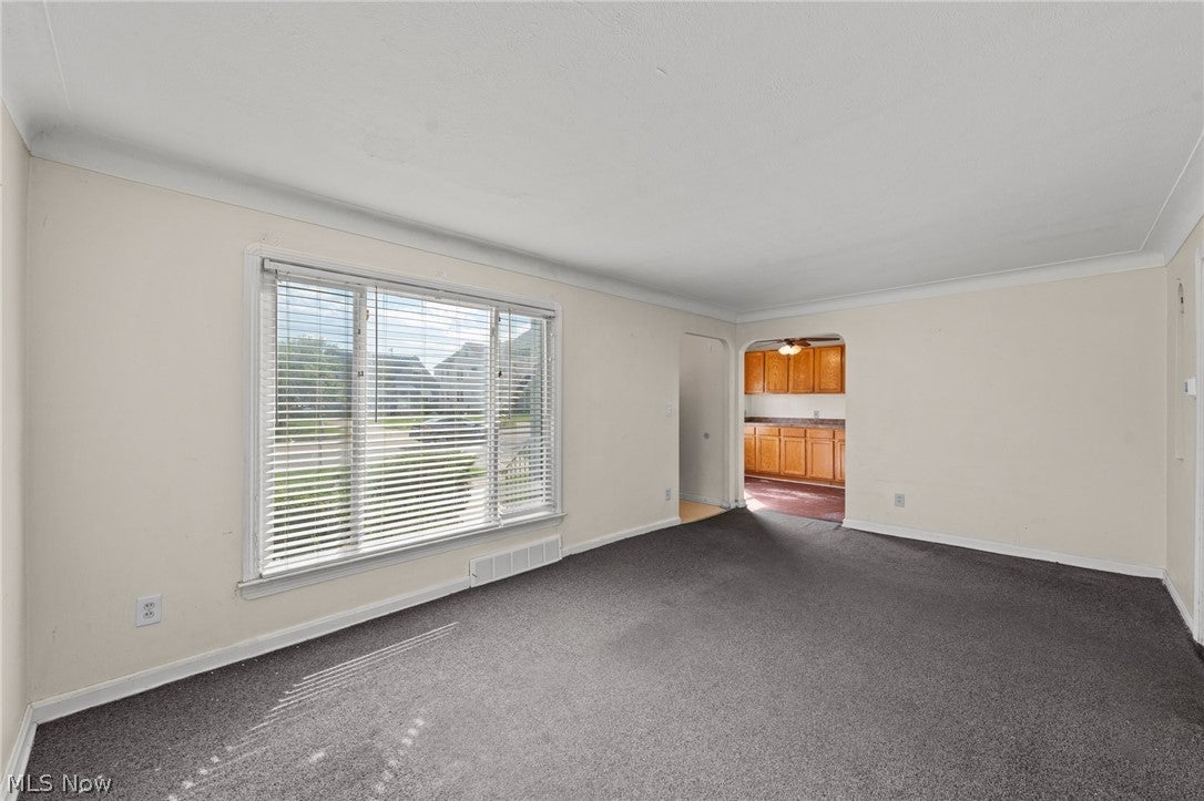 6006 Snow Road