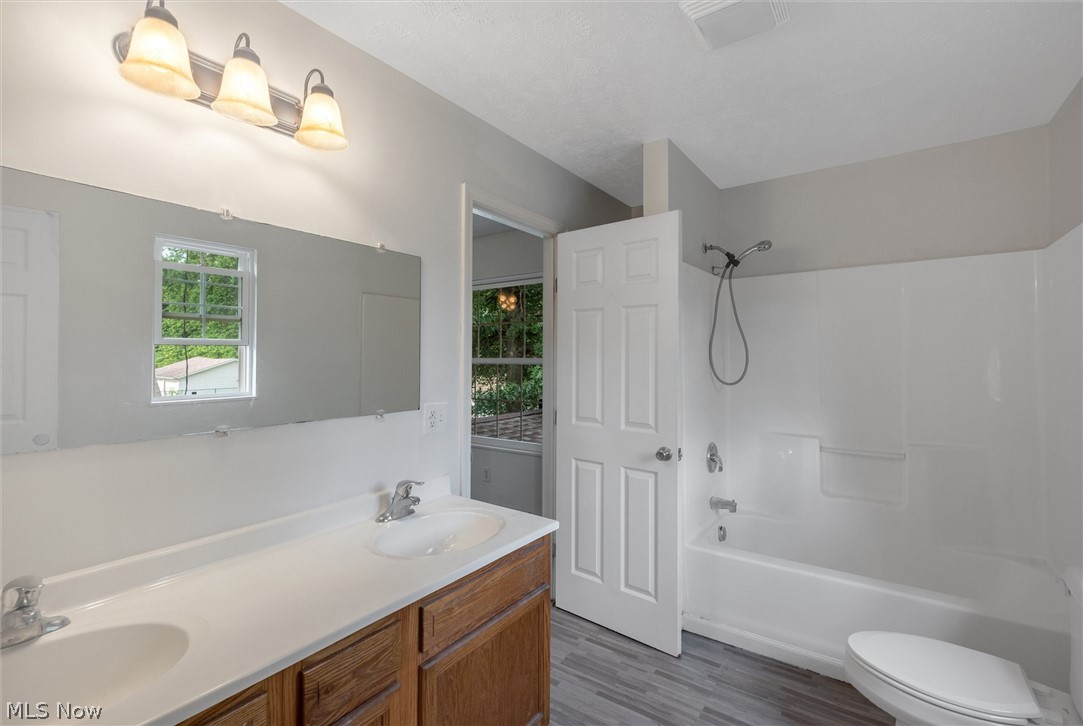 Shorelands 03 - Residential