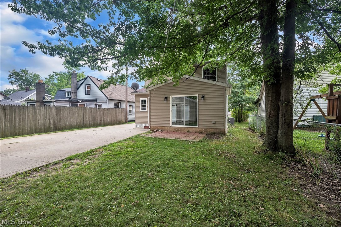 Shorelands 03 - Residential