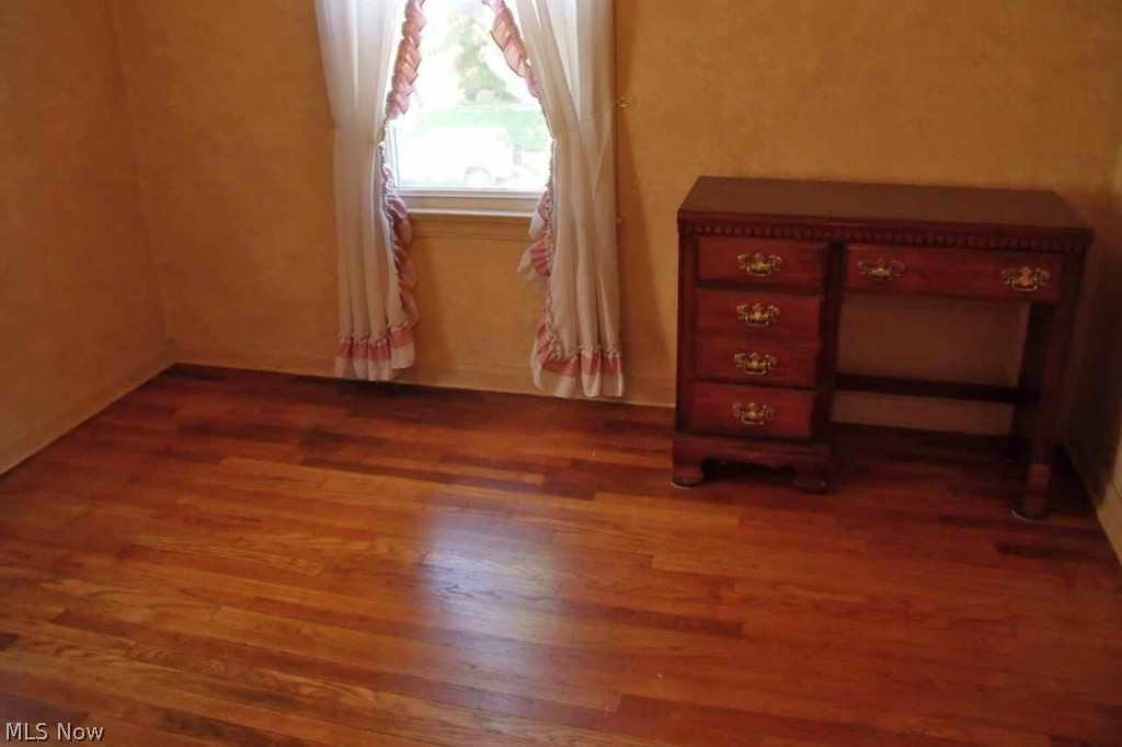 B J Lucey - Residential Lease