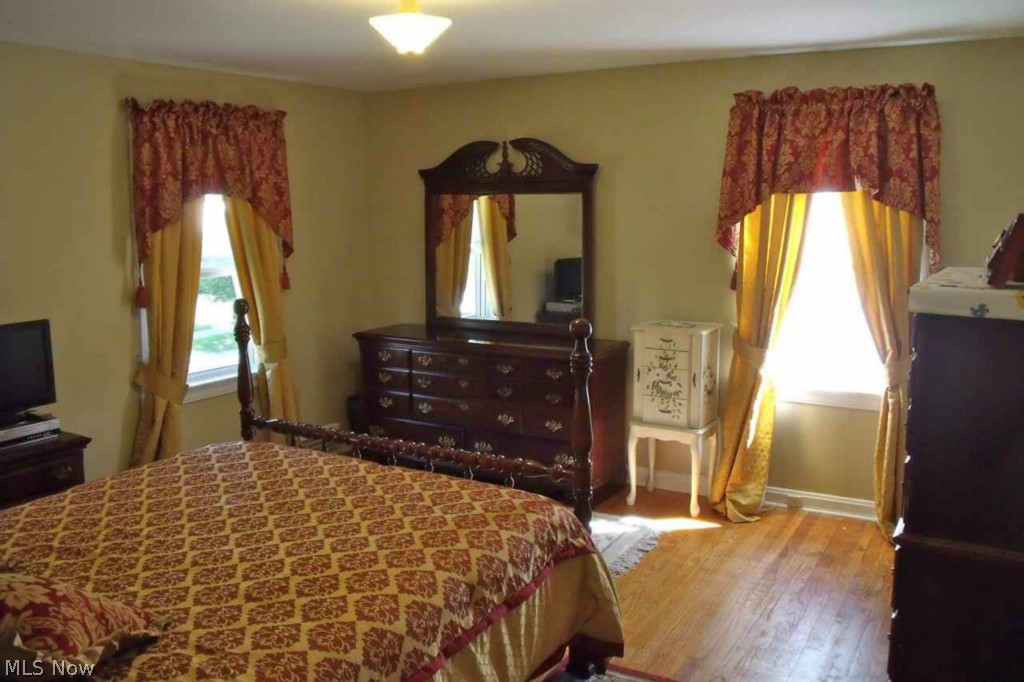 B J Lucey - Residential Lease