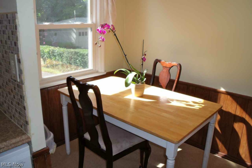 B J Lucey - Residential Lease