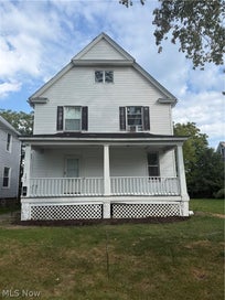 761 Washington Avenue Lorain OH 44052