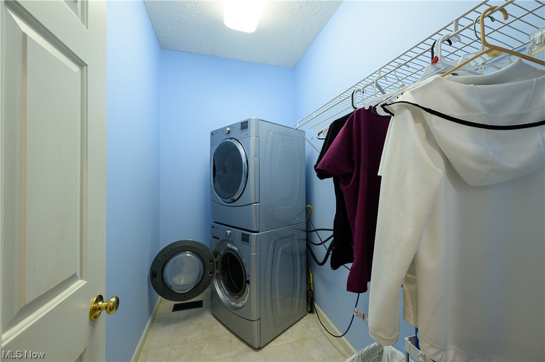 Fieldcrest - Residential