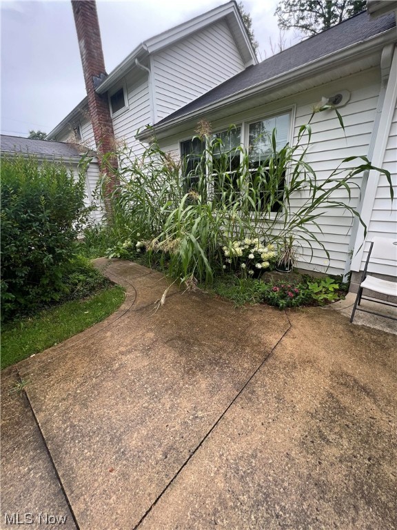 Russell 03 - Residential