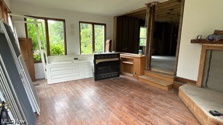 Russell 03 - Residential