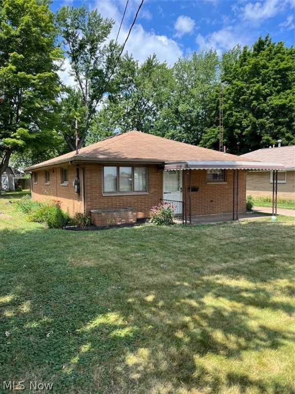 Photo 1 of 14 — 320 Woodland Avenue, Elyria, OH 44035