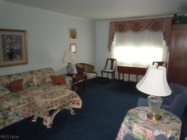 ALEX MANOR - Residential