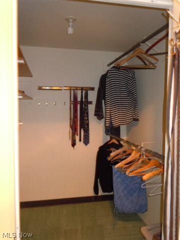 ALEX MANOR - Residential