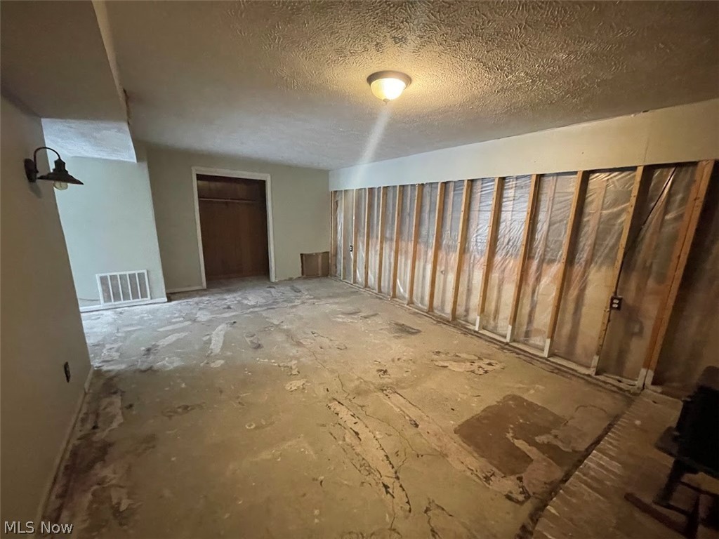 Walnut Hills - Residential