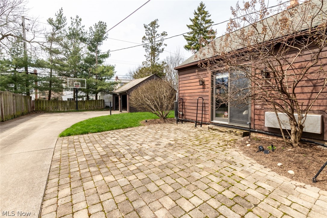 Rapid Transit - Residential