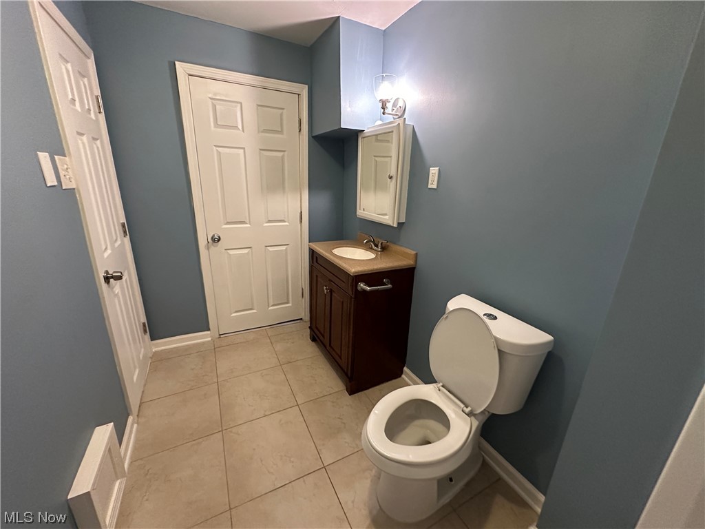 Euclid 15 - Residential Lease