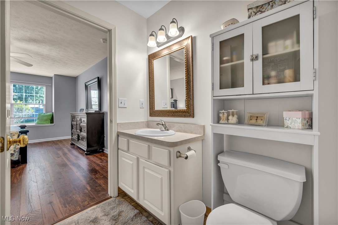 Middle Ridge Condo - Residential