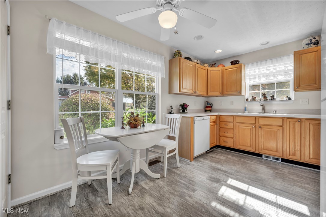 Middle Ridge Condo - Residential