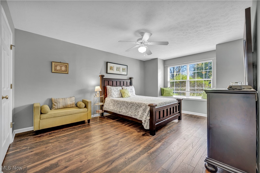 Middle Ridge Condo - Residential