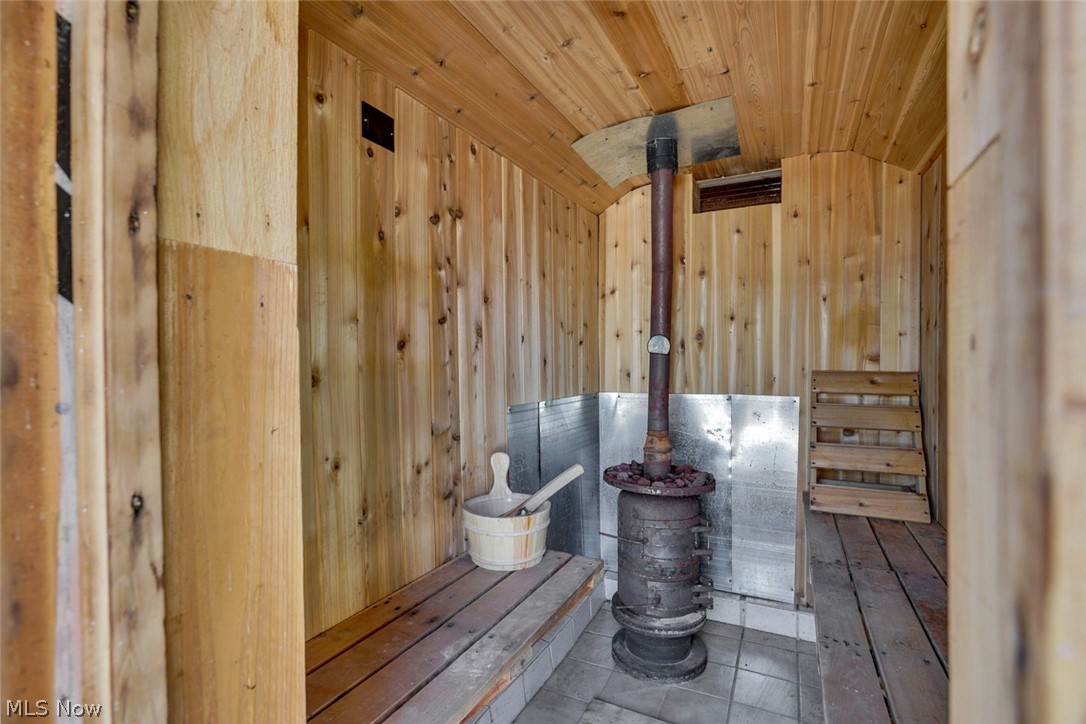 Wesley - Residential