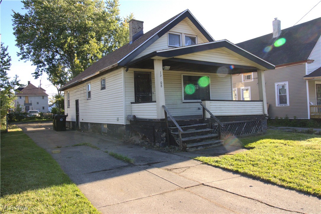 Welcome to your next project at 12508 Farringdon Ave conveniently nestled in the Union Miles neighborhood of the east side of Cleveland OH! This 4 bedroom Cape Code offers plenty of room to make your real estate dreams come true! Brand new roof and updated electrical. Have your crew bring this home back to its glory! Schedule your showing now!! Seller is a licensed agent in the state of Ohio.