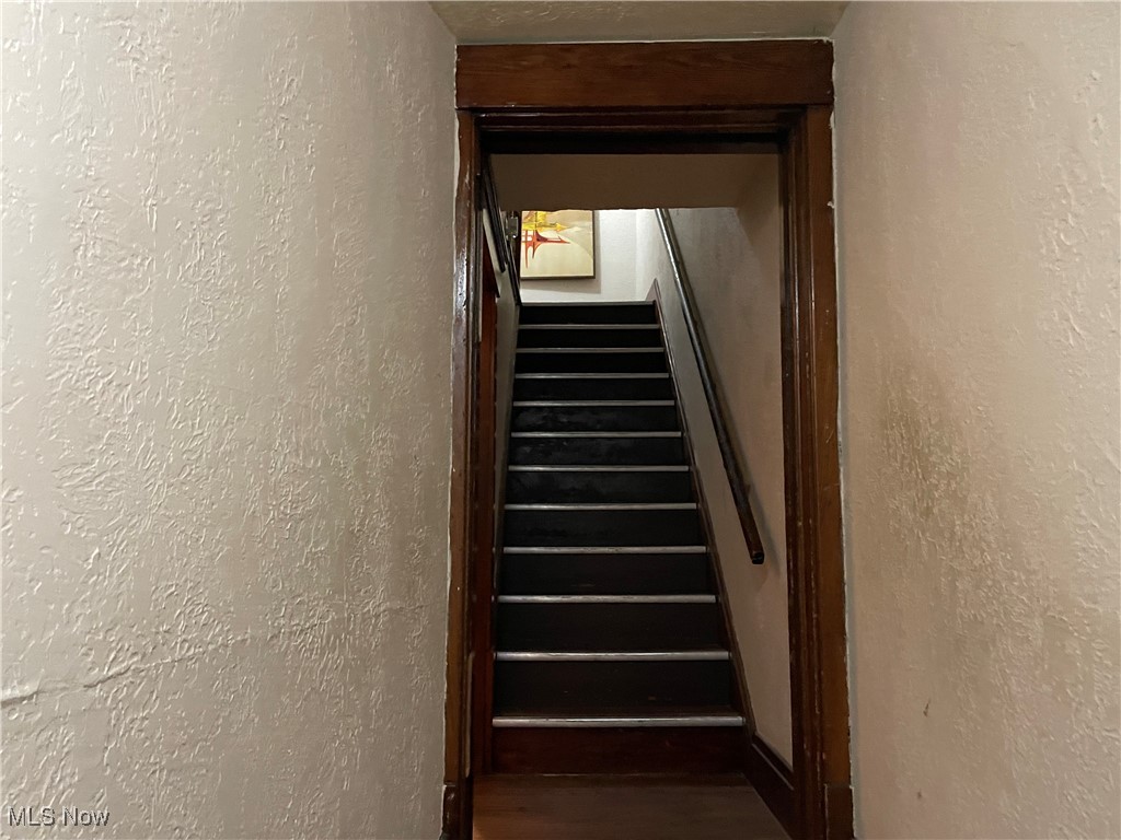 Cotter Farms - Residential Lease