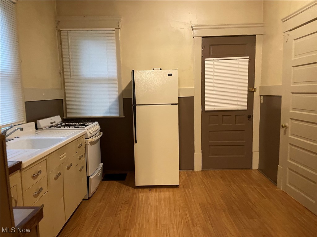 Cotter Farms - Residential Lease