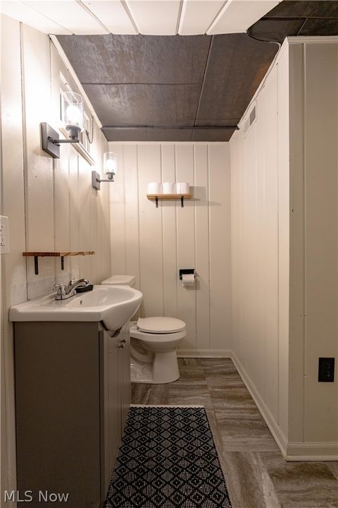 Tiny photo for 1226 Ford Court NW, Canton, OH 44708 (MLS # 5204090)