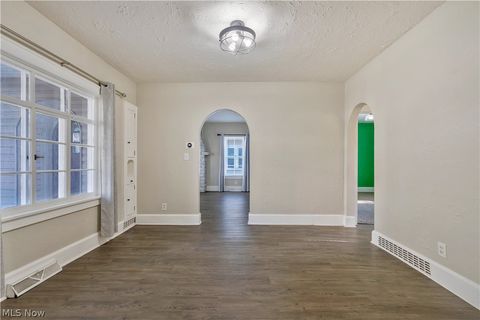 Tiny photo for 1226 Ford Court NW, Canton, OH 44708 (MLS # 5204090)