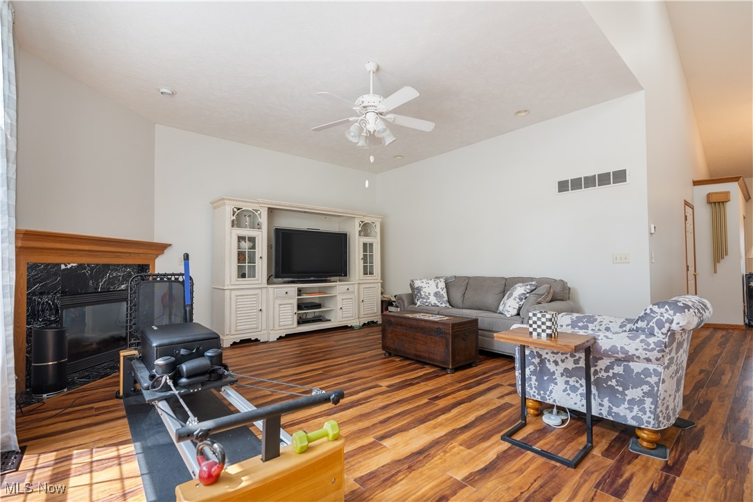 Stratford Green/Mayfair Ph 03 - Residential