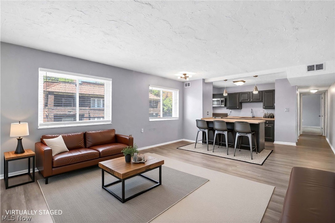 12029 Clifton Boulevard 204
