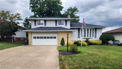 Homes For Rent - 2908 Bowmen Lane<br/> Parma, OH 44134