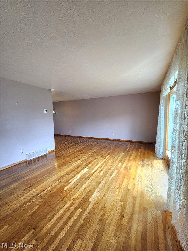 2908 Bowmen Lane