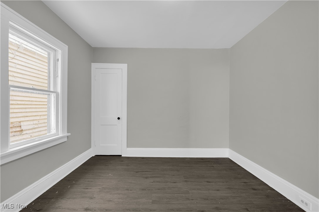 Conger-Helper Realty Cos Lora - Residential Lease