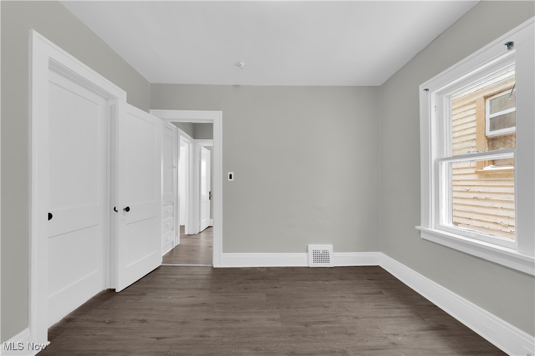 Conger-Helper Realty Cos Lora - Residential Lease