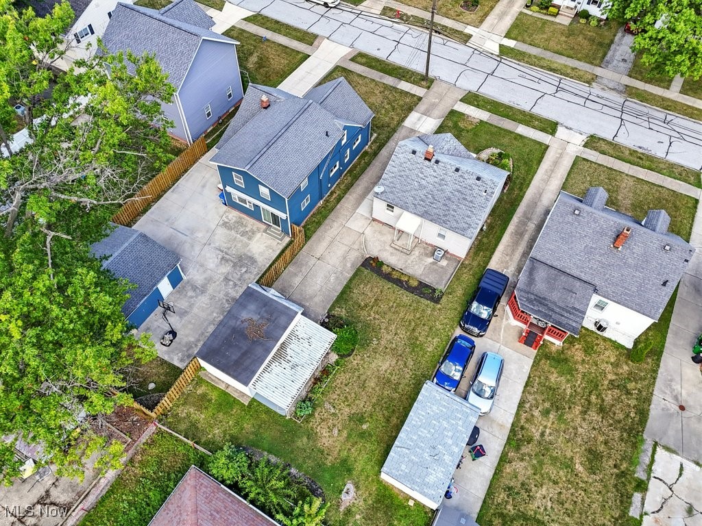 Willowick, Ohio 44095, United States, 2 Bedrooms Bedrooms, ,1 BathroomBathrooms,Residential,Contingent,207759