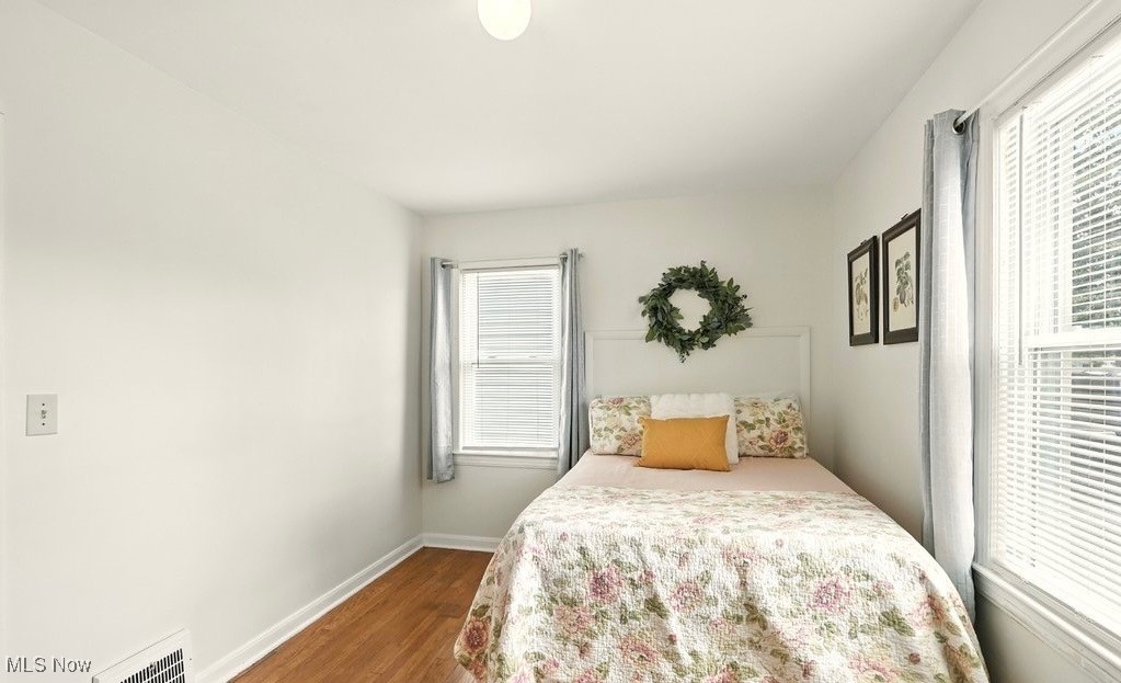 Willowick, Ohio 44095, United States, 2 Bedrooms Bedrooms, ,1 BathroomBathrooms,Residential,Contingent,207759