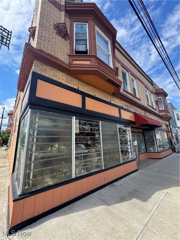 **Prime Mixed-Use Opportunity in Cleveland!**
This versatile property at **5003 Clark Ave** offers **four residential apartments** and **two first-floor commercial units**, perfect for investors or owner-operators. The flexible space is ideal for retail, offices, or service-based businesses, while the upstairs units provide steady rental income. Located in a convenient area with great accessibility, this is a fantastic chance to own a **high-potential, income-generating asset**. Don’t miss out—schedule a showing today!
