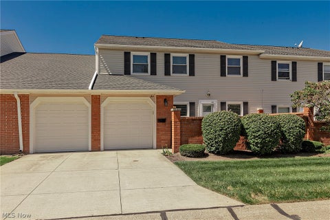 Condo For Sale - 84 Mersey Court<br/> Mentor, OH 44060