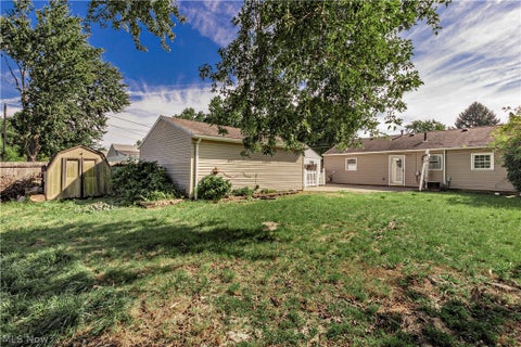Tiny photo for 2215 Willowrow Avenue NE, Canton, OH 44705 (MLS # 5239724)