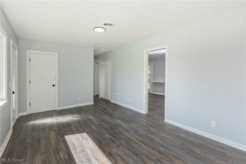 Tiny photo for 2215 Willowrow Avenue NE, Canton, OH 44705 (MLS # 5239724)