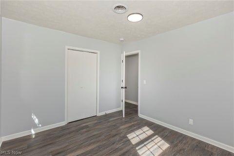Tiny photo for 2215 Willowrow Avenue NE, Canton, OH 44705 (MLS # 5239724)