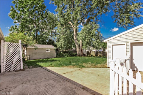 Tiny photo for 2215 Willowrow Avenue NE, Canton, OH 44705 (MLS # 5239724)