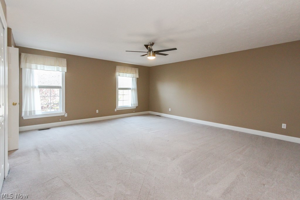 Medina Gardens On Lake - Residential